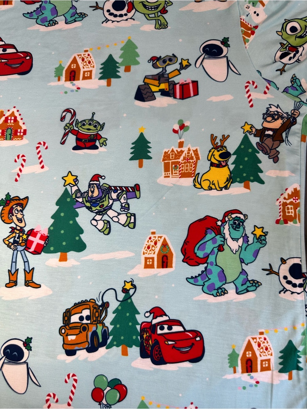 Little Sleepies Disney Pixar Christmas Village Pajama Top Lunaluxe Size Medium - Picture 4 of 7